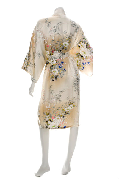 Hana krótkie jedwabne kimono