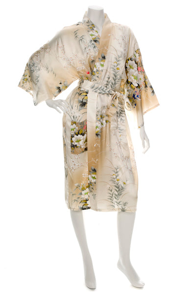 Hana krótkie jedwabne kimono